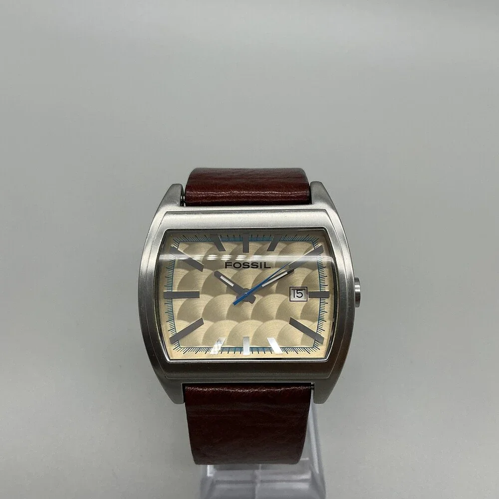 Fossil JR-8118 Mens Watch 41mm Champagne Dial Leather Date Tonneau New Battery